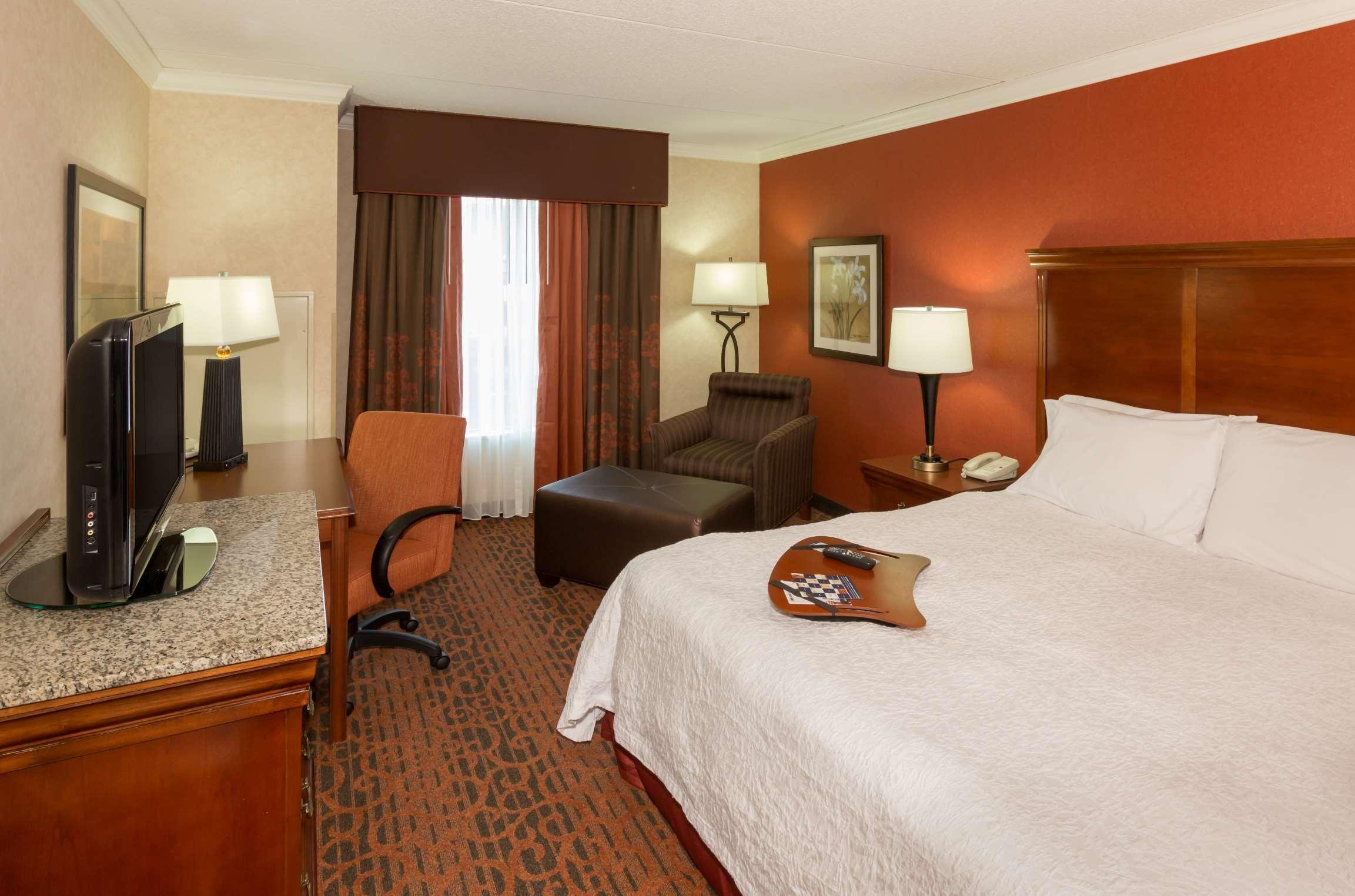 Hampton Inn & Suites Cleveland-Beachwood Eksteriør billede