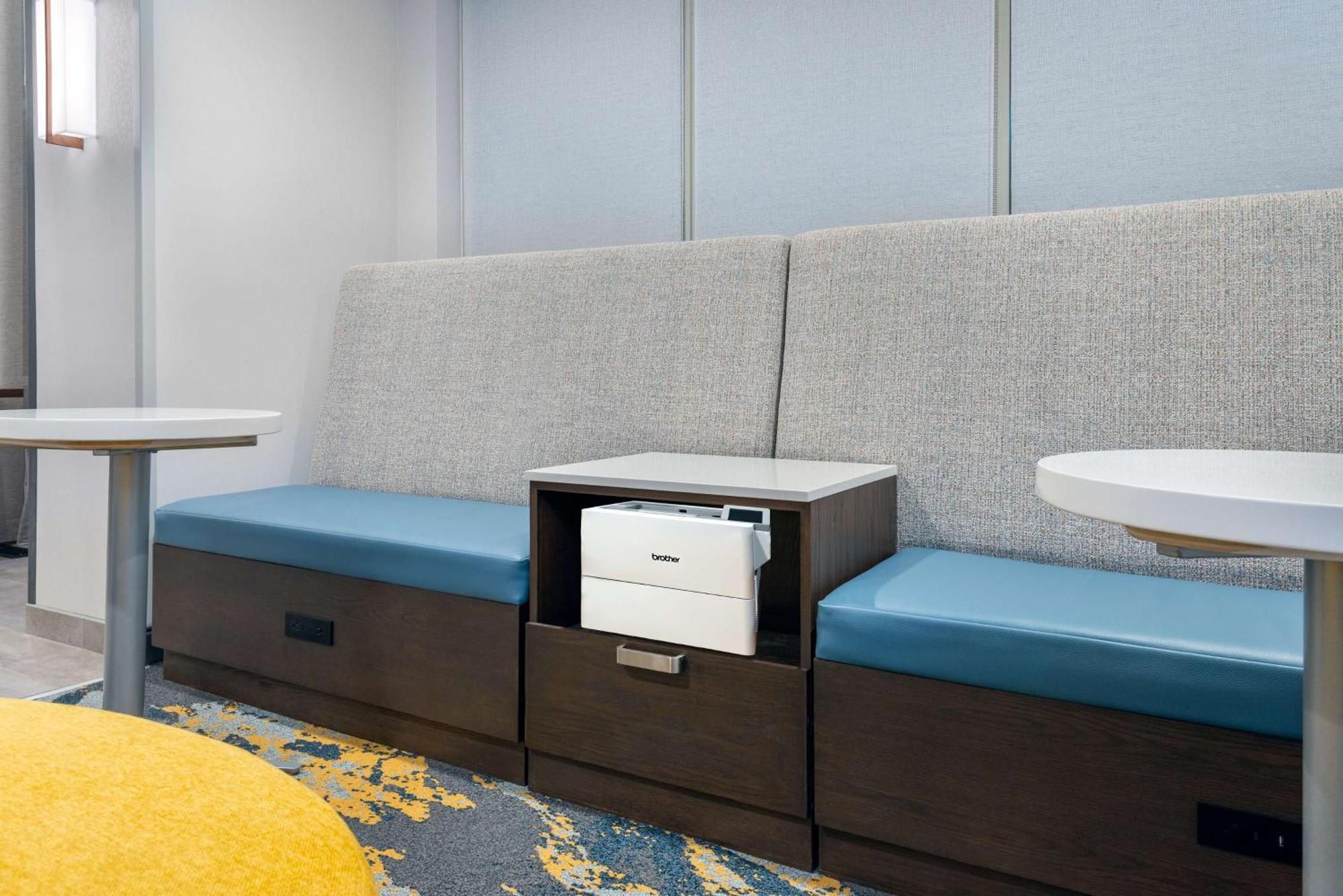 Hampton Inn & Suites Cleveland-Beachwood Eksteriør billede