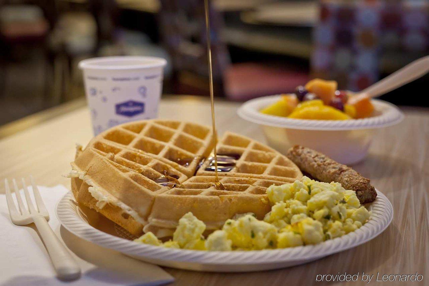 Hampton Inn & Suites Cleveland-Beachwood Eksteriør billede