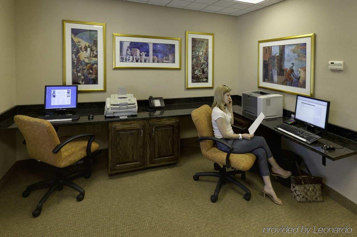 Hampton Inn & Suites Cleveland-Beachwood Eksteriør billede